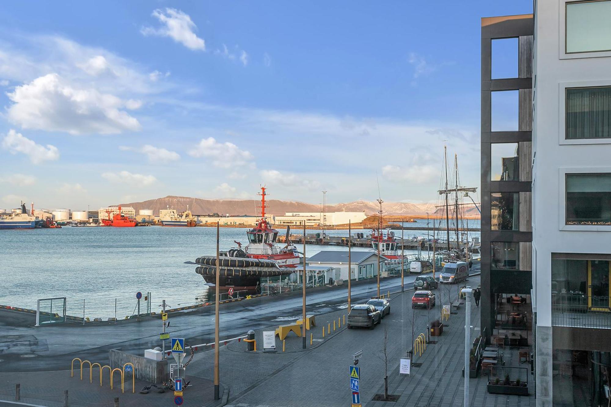 Sunny Central Reykjavik Apartment - Harbour View Exteriör bild